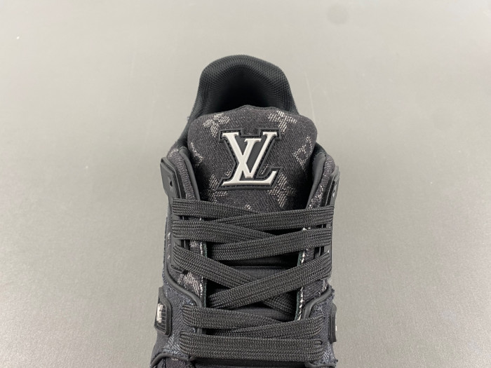 LUSV SNEAKERS