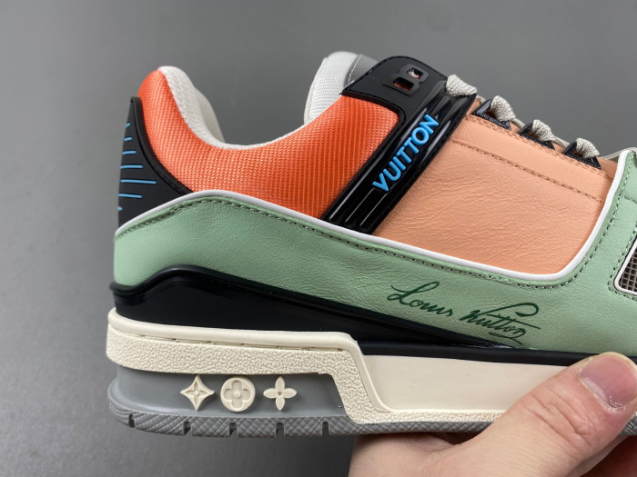 LUSV SNEAKERS