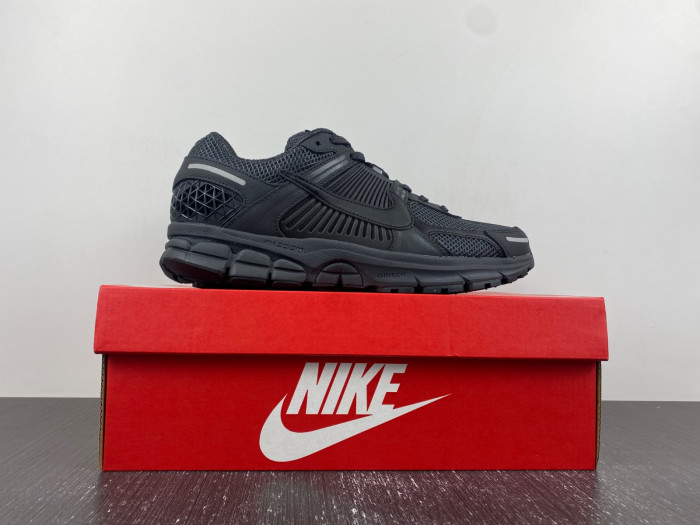 Nike Zoom Vomero 5 SP Anthracite Men