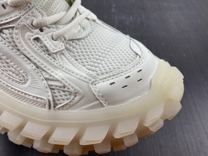 BALCIA DEFENDER SNEAKER