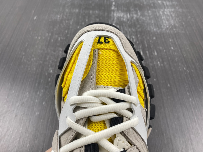 BALCIA Track SNEAKER