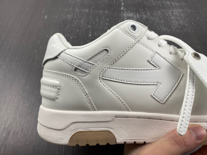 OFW C/O VIRGIL ABLOH Out Of Office OOO Low Tops