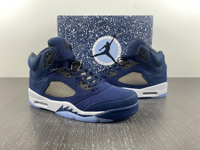Air Jordan 5 Retro SE “Midnight Navy” FD6812-400