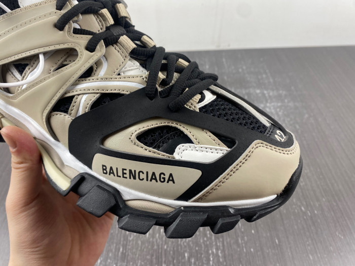 BALCIA Track SNEAKER