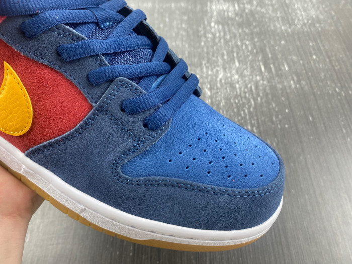 Nike SB Dunk Low Catalonia DJ0606-400