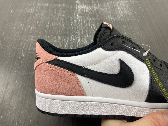 Jordan 1 Low OG Bleached Coral - CZ0790-061