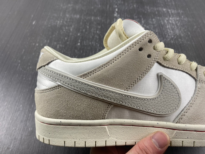 NIKE SB DUNK LOW CITY OF LOVE COCONUT MILK FZ5654-100