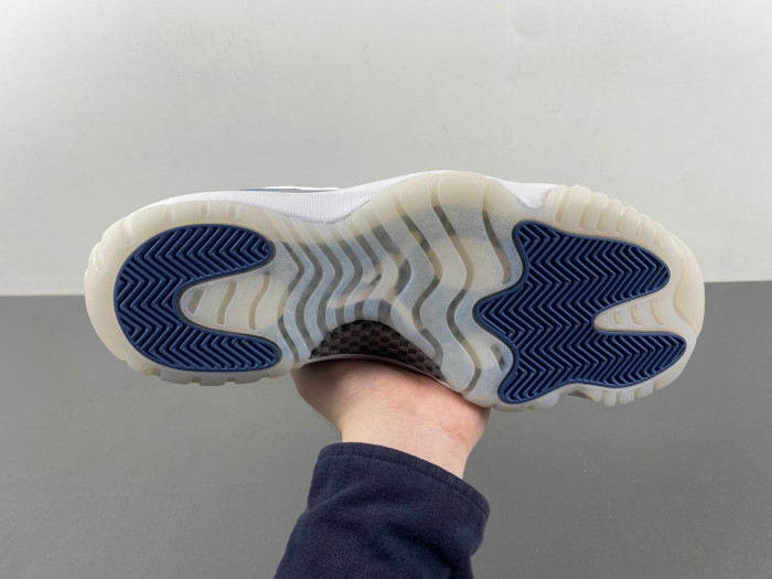 Air Jordan 11 Low Diffused Blue FV5104-104