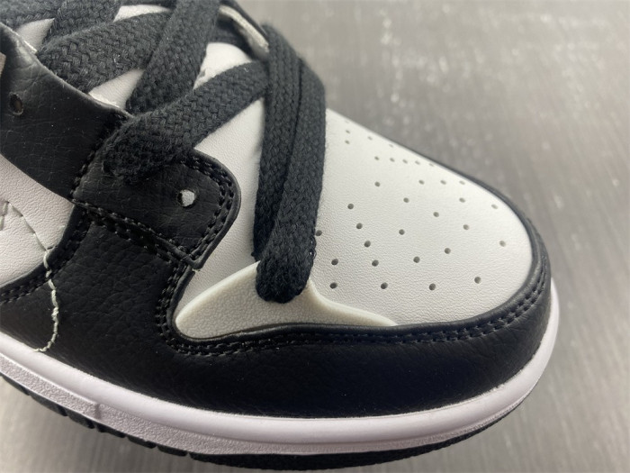 Nike Dunk Low Disrupt 2 Panda DV4024-002