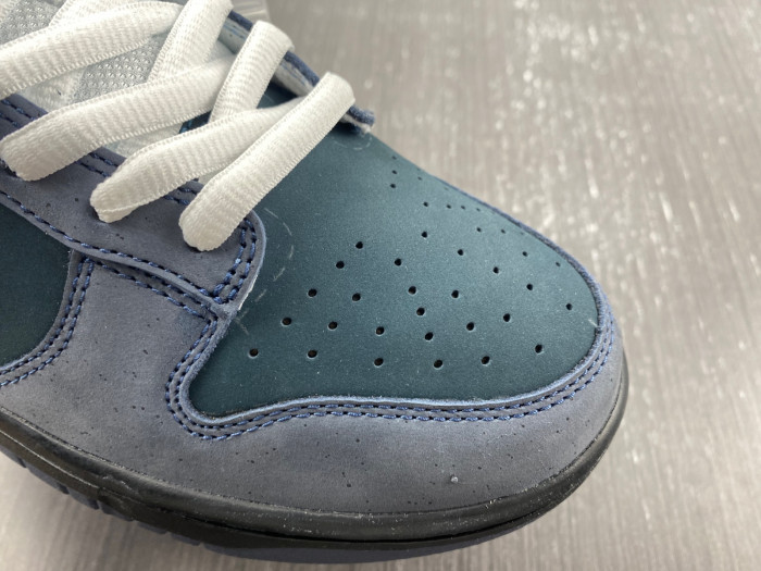 CONCEPTS X NIKE SB DUNK LOW Blue Lobster 313170-342