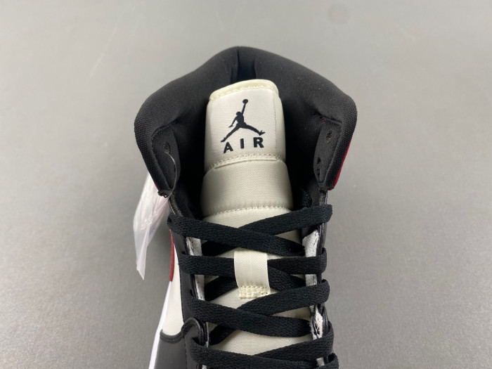 Air Jordan 1 Mid Black Toe “Gym Red” BQ6472-160