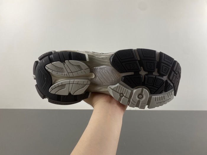 BALCIA RUNNER SNEAKER