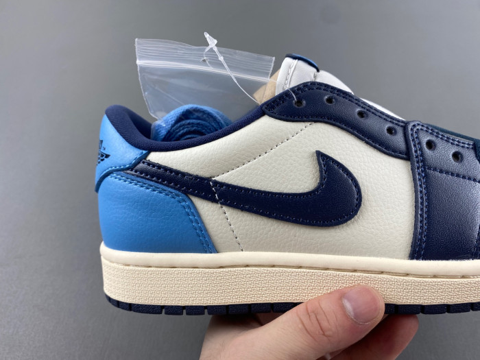 Air Jordan 1 Low OG Obsidian UNC CZ0790-400