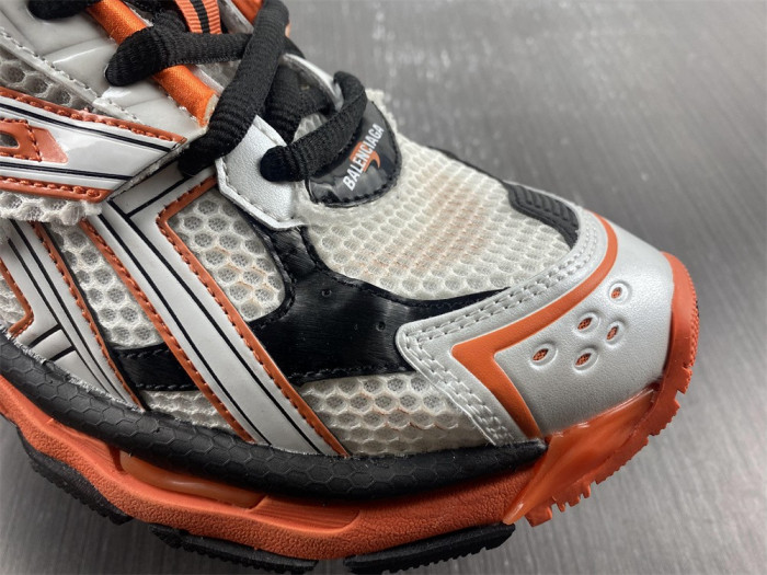 BALCIA RUNNER SNEAKER