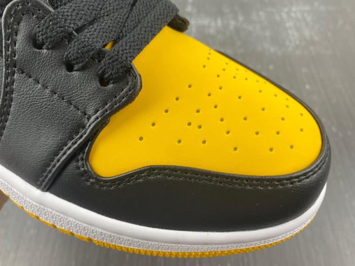 Air Jordan 1 Low “Yellow Ochre” 553558 072