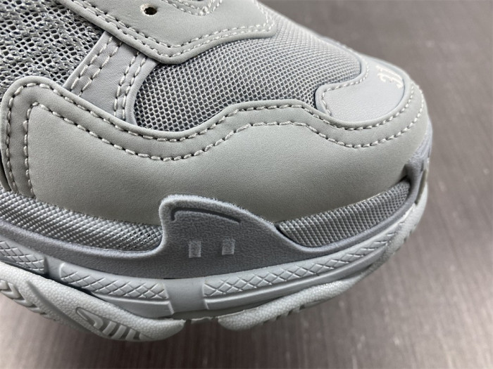 BALCIA Triple S Sneaker