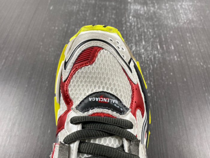 BALCIA RUNNER SNEAKER