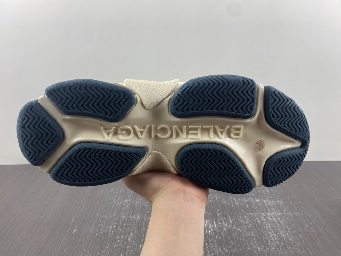 BALCIA TRIPLE S SNEAKER