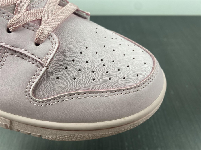 Nike Dunk Low Pink (GS) 921803-601