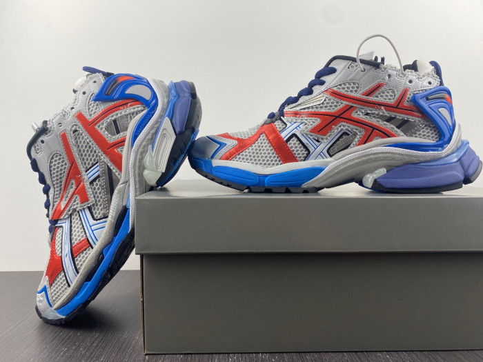 BALCIA RUNNER SNEAKER