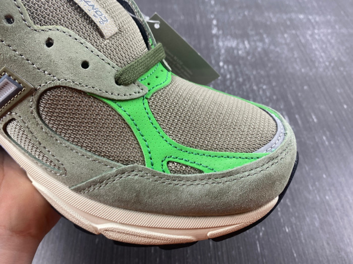 New Balance x Patta 990v3 Made in USA Olive M990PP3