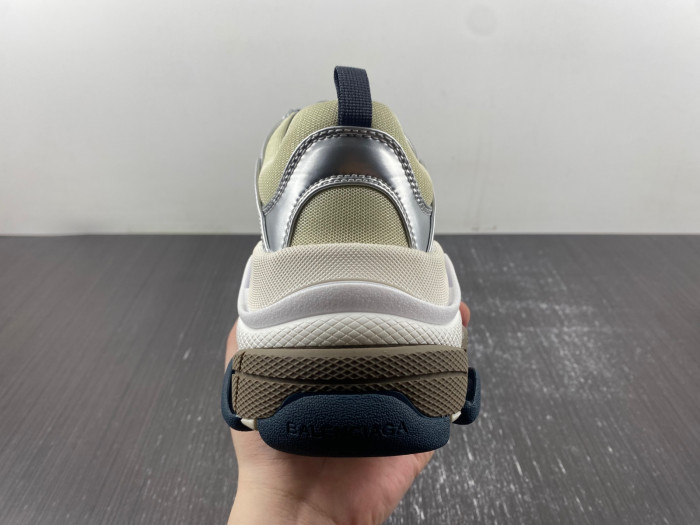 BALCIA TRIPLE S SNEAKER