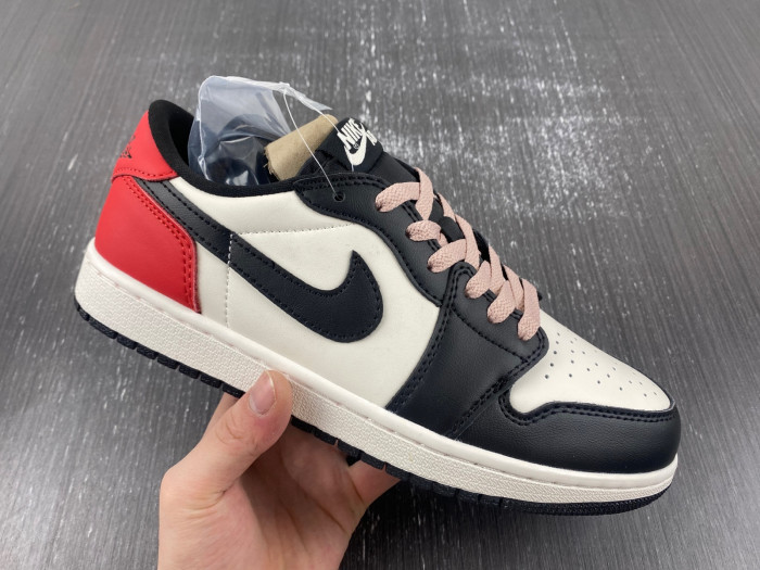 Paris Saint-Germain x Air Jordan 1 Low OG HF8828-100