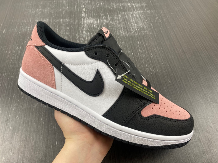 Jordan 1 Low OG Bleached Coral - CZ0790-061