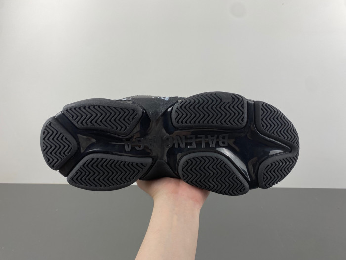 BALCIA TRIPLE S SNEAKER