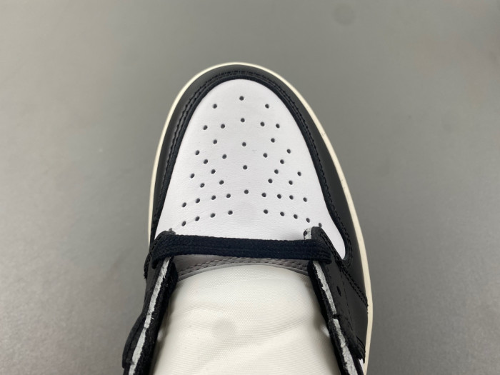 Air Jordan 1 High OG WMNS "Latte" FD2596-021