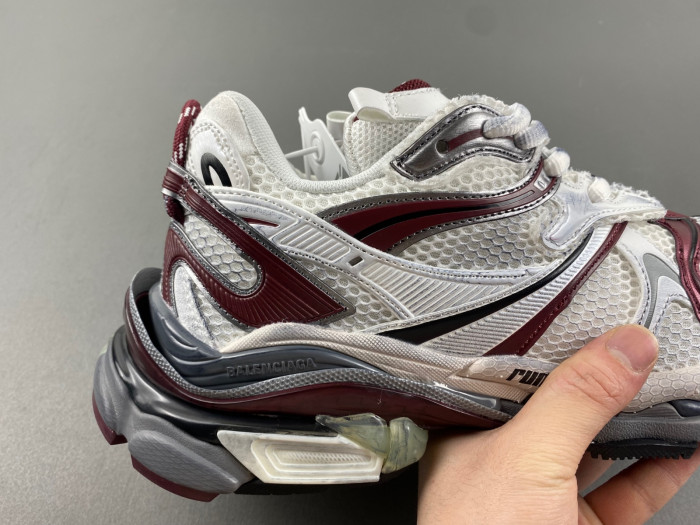 BALCIA RUNNER SNEAKER