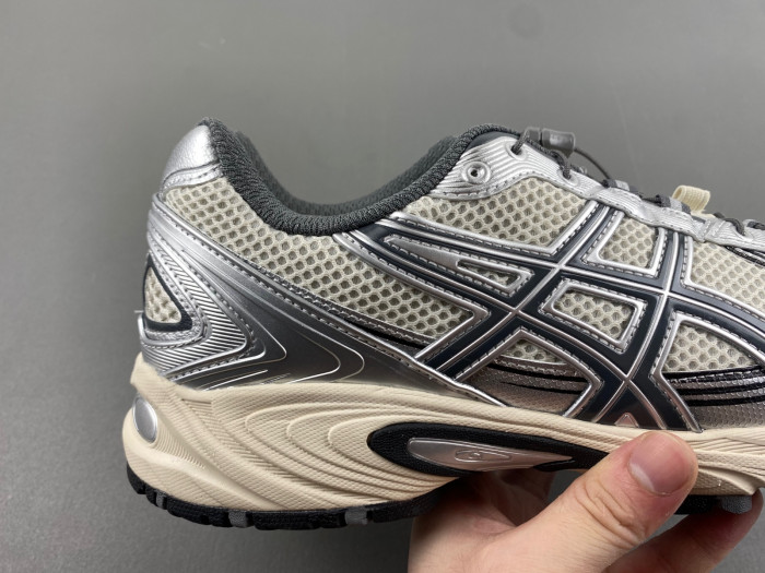 As*ic*s gel-kahana tr v4 