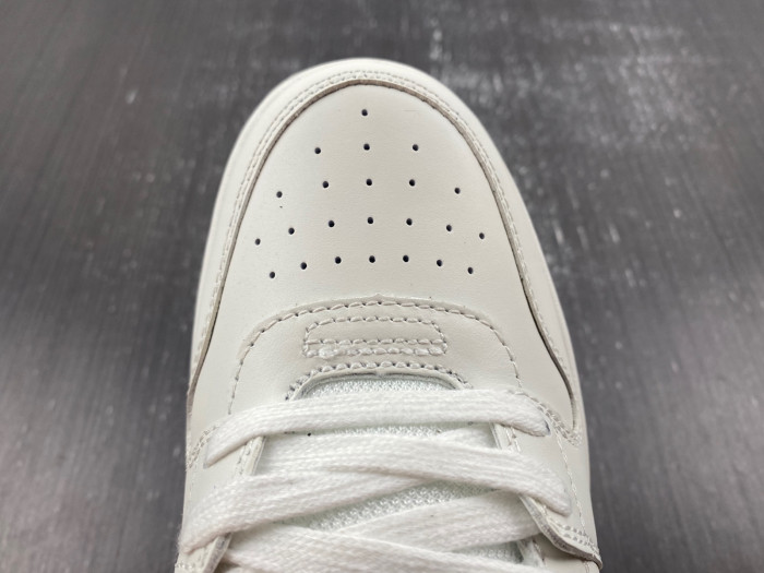 OFW C/O VIRGIL ABLOH Out Of Office OOO Low Tops