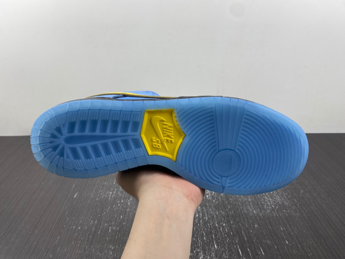 Powerpuff Girls x Nike SB Dunk Low "Bubbles" FZ8320-400