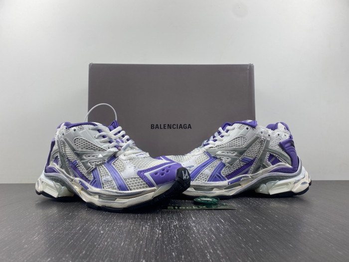BALCIA RUNNER SNEAKER