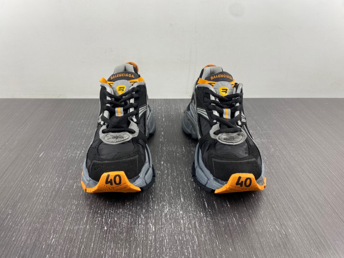 BALCIA RUNNER SNEAKER