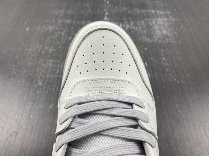 OFW C/O VIRGIL ABLOH Out Of Office OOO Low Tops