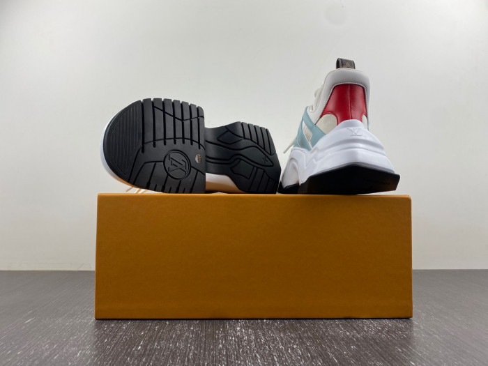 LUSV SNEAKERS