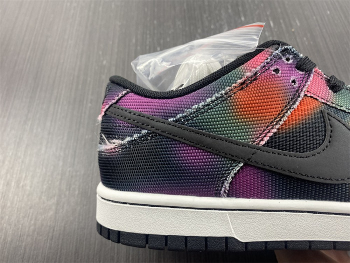 Nike Dunk Low Graffiti DM0108-002