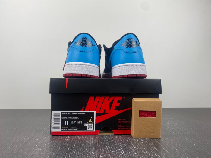 Jordan 1 Retro Low OG NC to Chi (Women