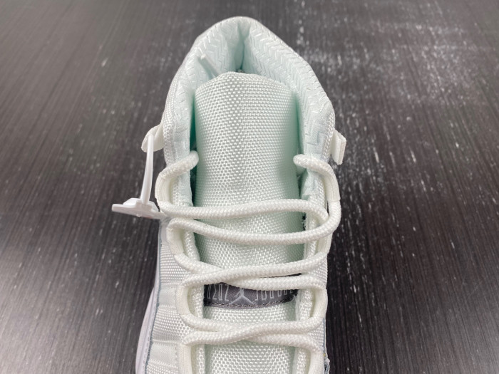 Air Jordan 11 Retro 