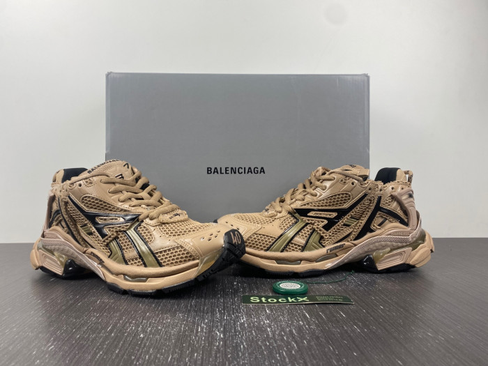 BALCIA RUNNER SNEAKER