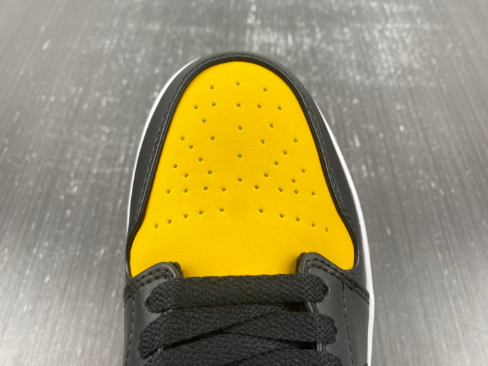 Air Jordan 1 Low “Yellow Ochre” 553558 072