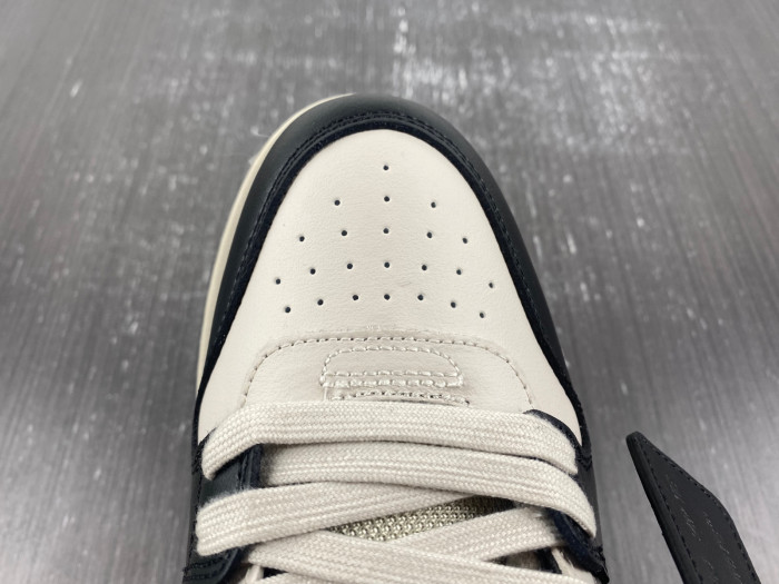 OFW C/O VIRGIL ABLOH Out Of Office OOO Low Tops