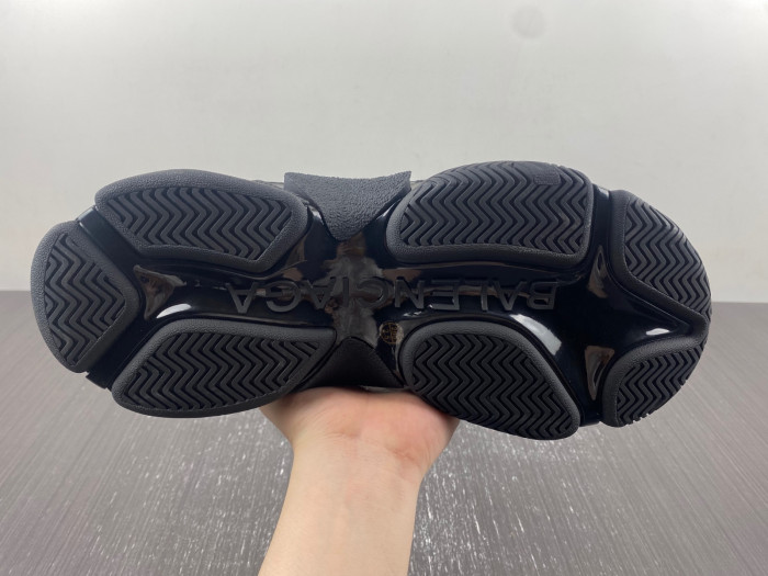 BALCIA TRIPLE S SNEAKER