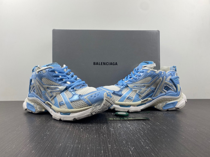 BALCIA RUNNER SNEAKER
