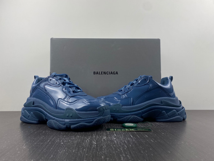 BALCIA TRIPLE S SNEAKER