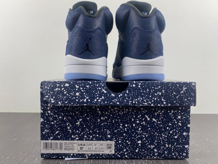 Air Jordan 5 Retro SE “Midnight Navy” FD6812-400