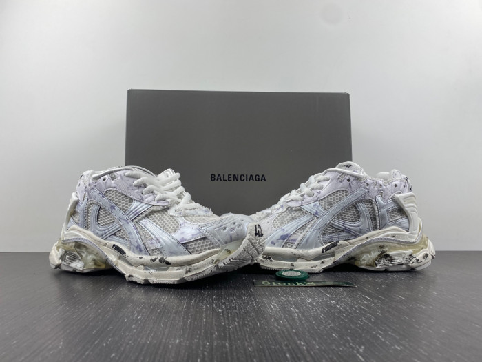 BALCIA RUNNER SNEAKER