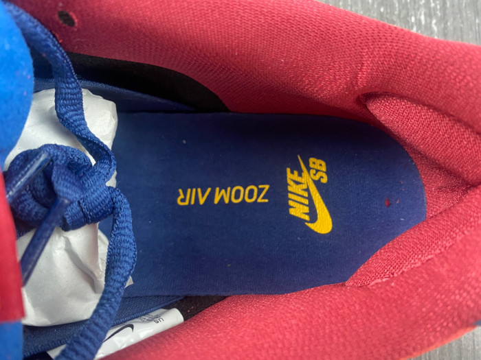 Nike SB Dunk Low Catalonia DJ0606-400